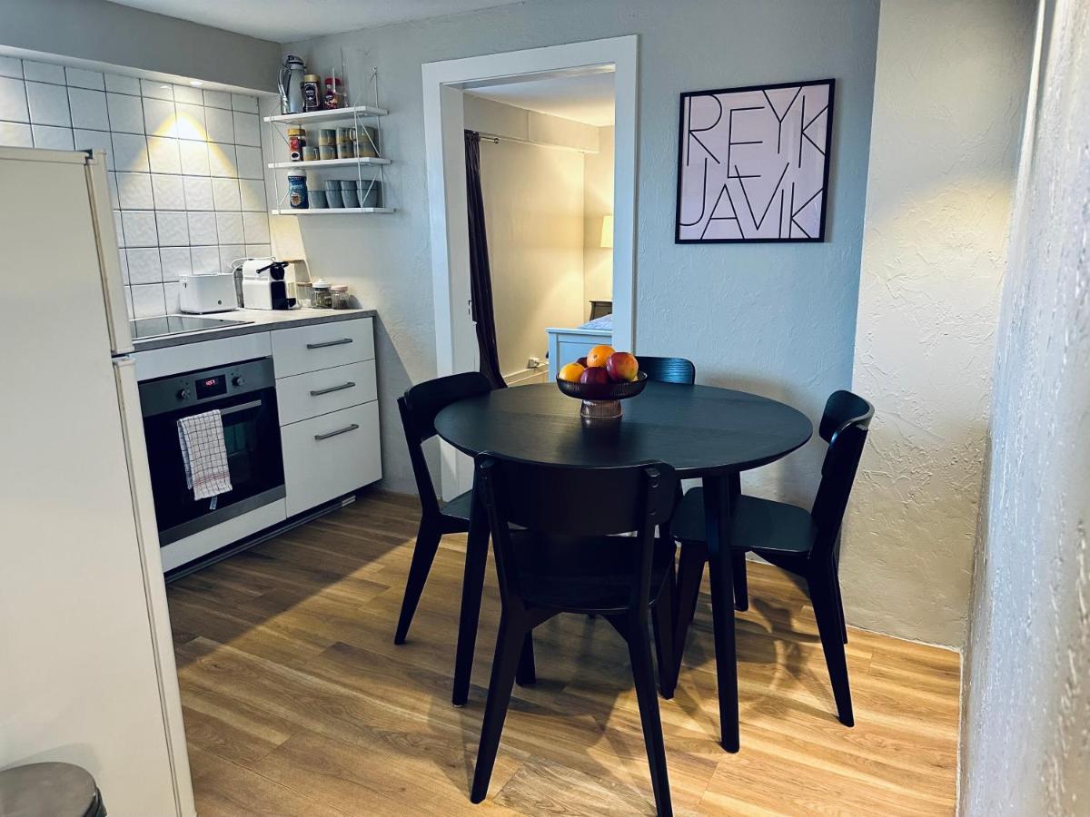 Castle Inn Apartments - Downtown Keflavík Dış mekan fotoğraf